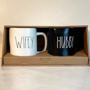 New, Rae Dunn WIFEY & HUBBY mug set